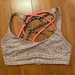 Lululemon sports bra
